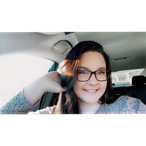 Meet your Posher, Harlee